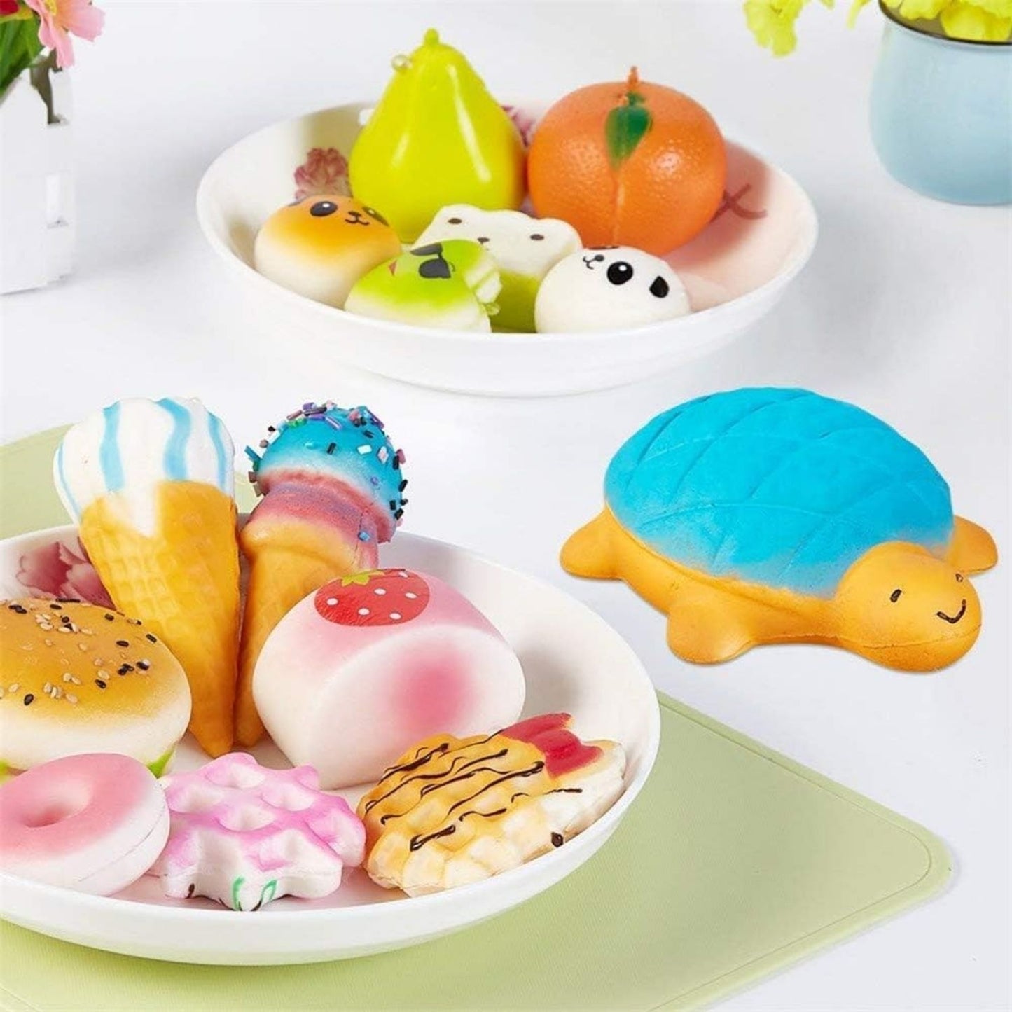 Squishy 30 db-os Stresszoldó Plüssfigura Csomag - Kulcstartóra, Táskára Rögzíthető