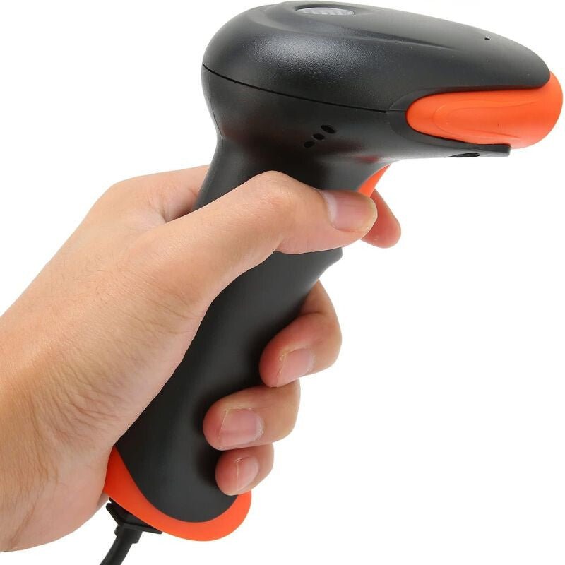 Tera 1871 vonalkódolvasó kézben tartva, ergonomikus markolat közelről